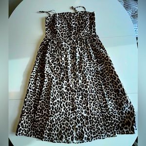Dress (Size M)
